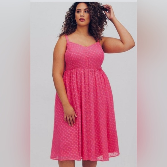 Torrid Chiffon Pink Clip Heart Button Front Midi Party Dress- 1X - Picture 7 of 7